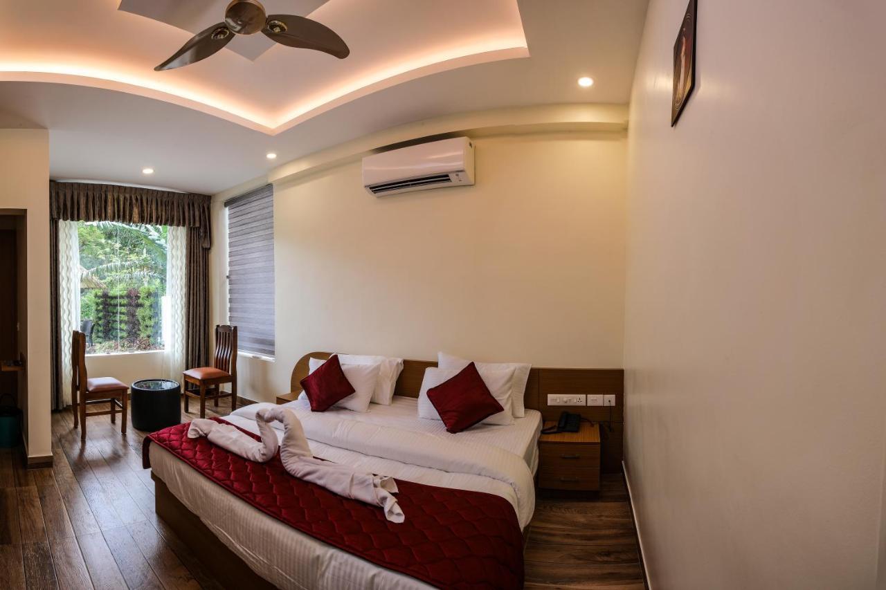 Thenmala Hormuz Inn Kolattupuzha Exteriér fotografie
