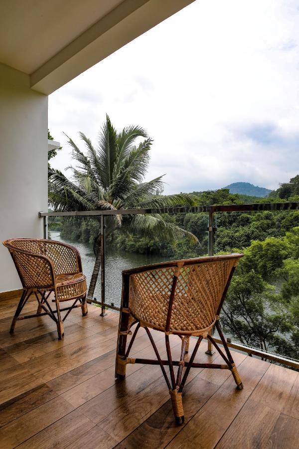 Thenmala Hormuz Inn Kolattupuzha Exteriér fotografie
