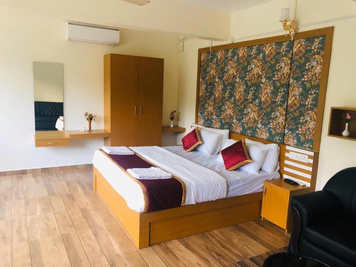 Thenmala Hormuz Inn Kolattupuzha Exteriér fotografie