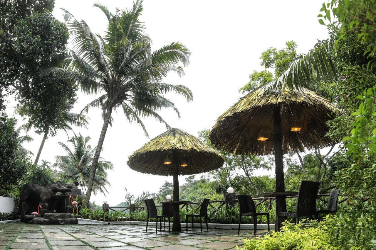Thenmala Hormuz Inn Kolattupuzha Exteriér fotografie